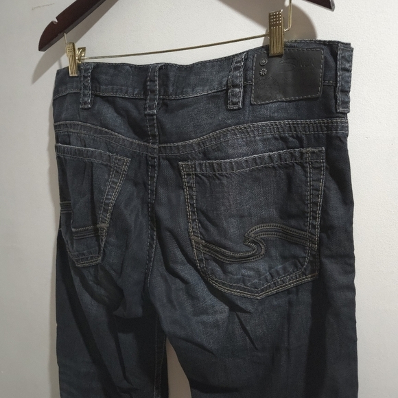 Silver | Gordie Men's Dark Blue Almost Grey Straight Leg Jeans - Picture 6 of 11